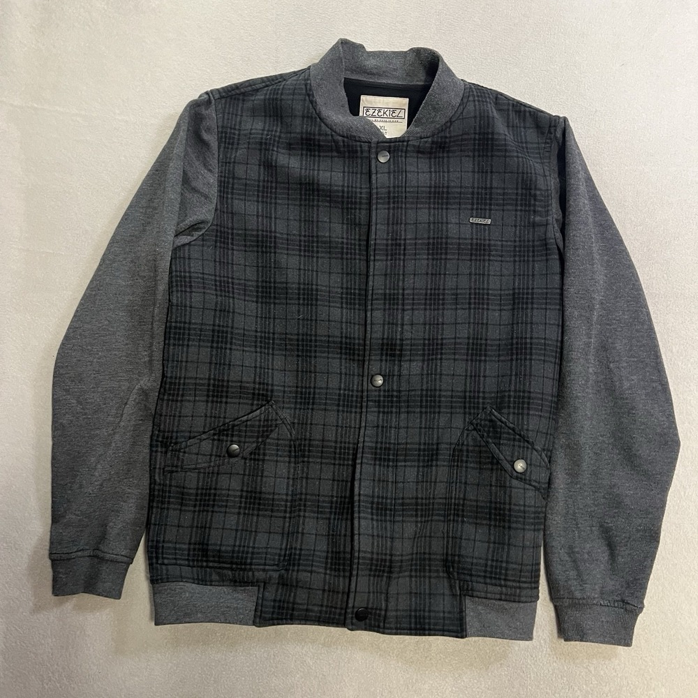 Ezekie Sweatshirt Jacket Men's Size XL Gray Black Snap Front Plaid Long Sleeve